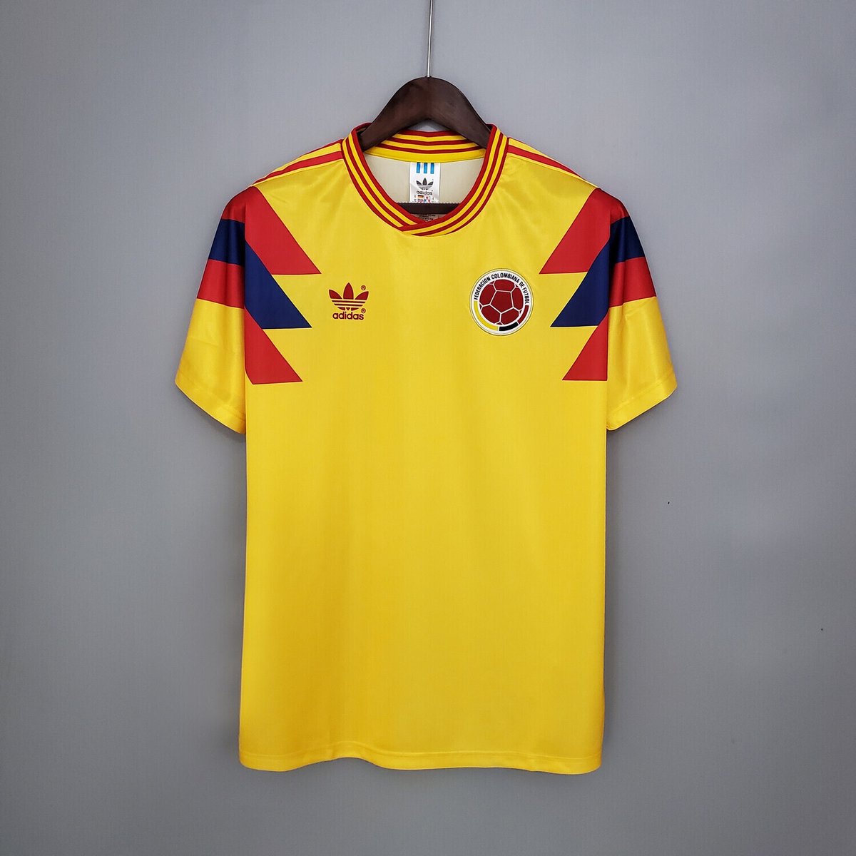 Colombia Valderrama 1990 Retro Soccer Jersey